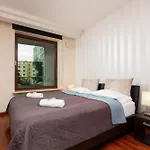 Lincoln Exclusive With Ac In By Renters Prestige *