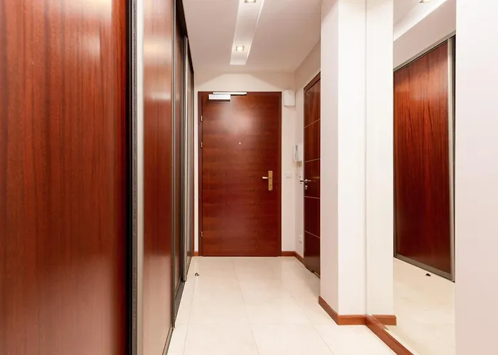 Lincoln Exclusive With Ac In By Renters Prestige *