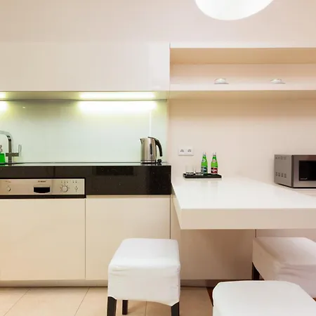Lincoln Exclusive With Ac In By Renters Prestige