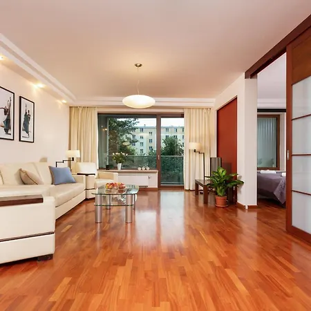 Lincoln Exclusive With Ac In By Renters Prestige *