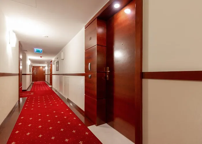 Lincoln Exclusive With Ac In By Renters Prestige